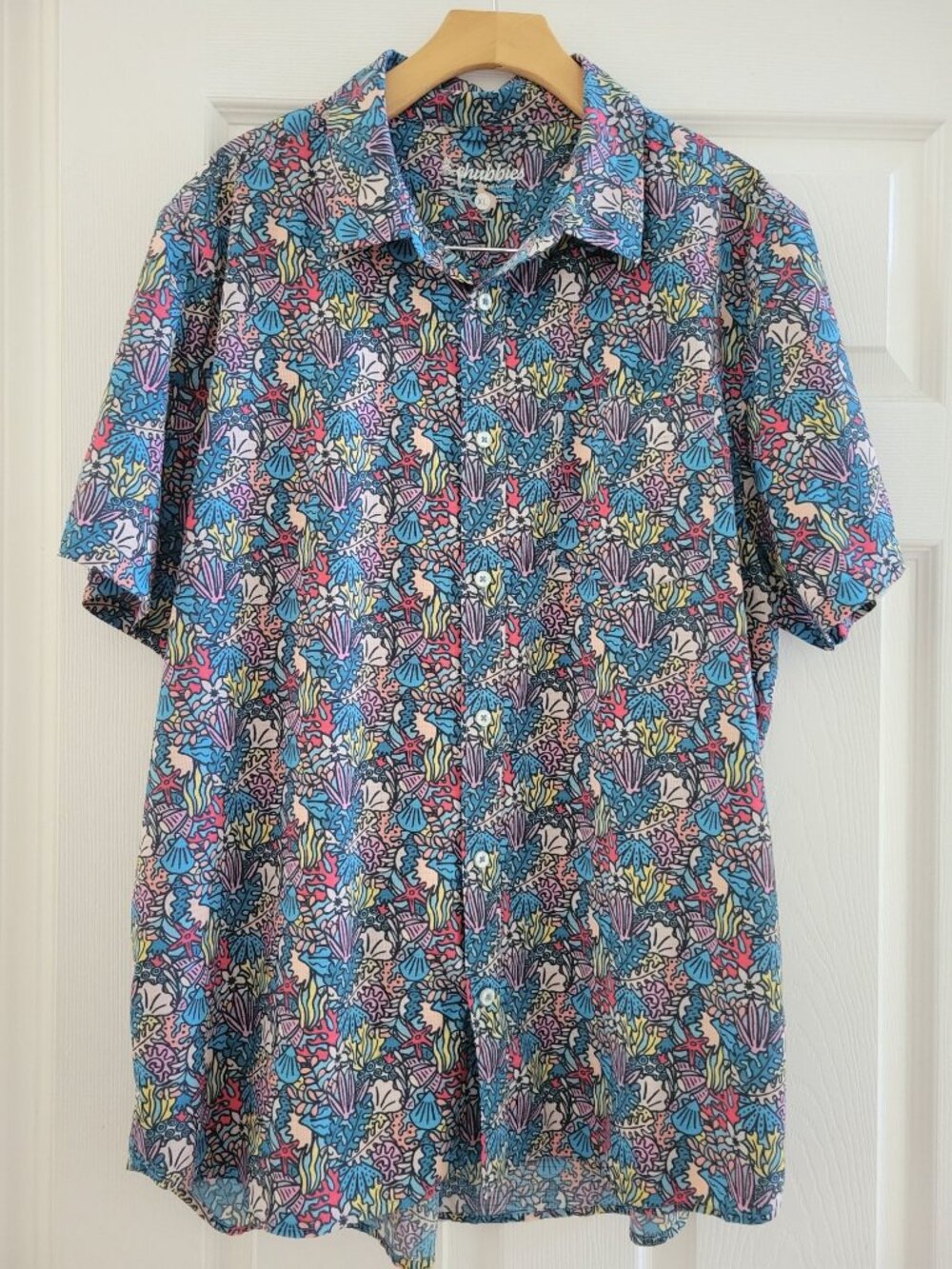 Chubbies Mens Blue Reef Explorer Performance shirt print size XL Polo Preppy